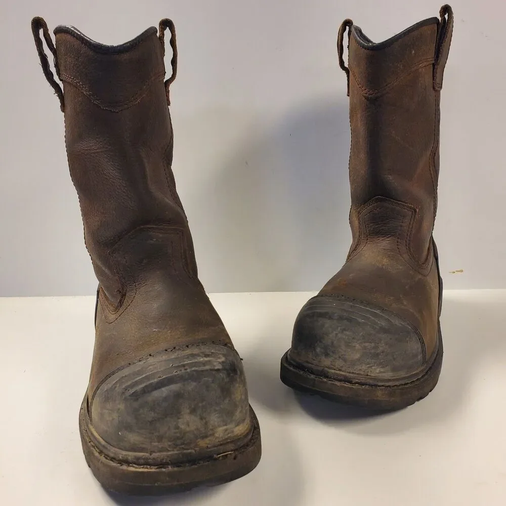 AVENGER Boots Mens Size 9.5M Brown Safety WATERPROOF Wellington Workwear A7876
